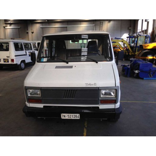 AUTOCARRO FURGONE FIAT DUCATO CON CASSONE FISSO