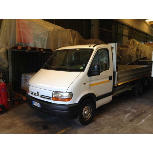 AUTOCARRO RENAULT MASTER CON CASSONE