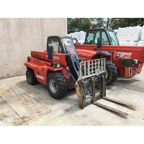 TELESCOPIC LOADER MANITOU BT 420